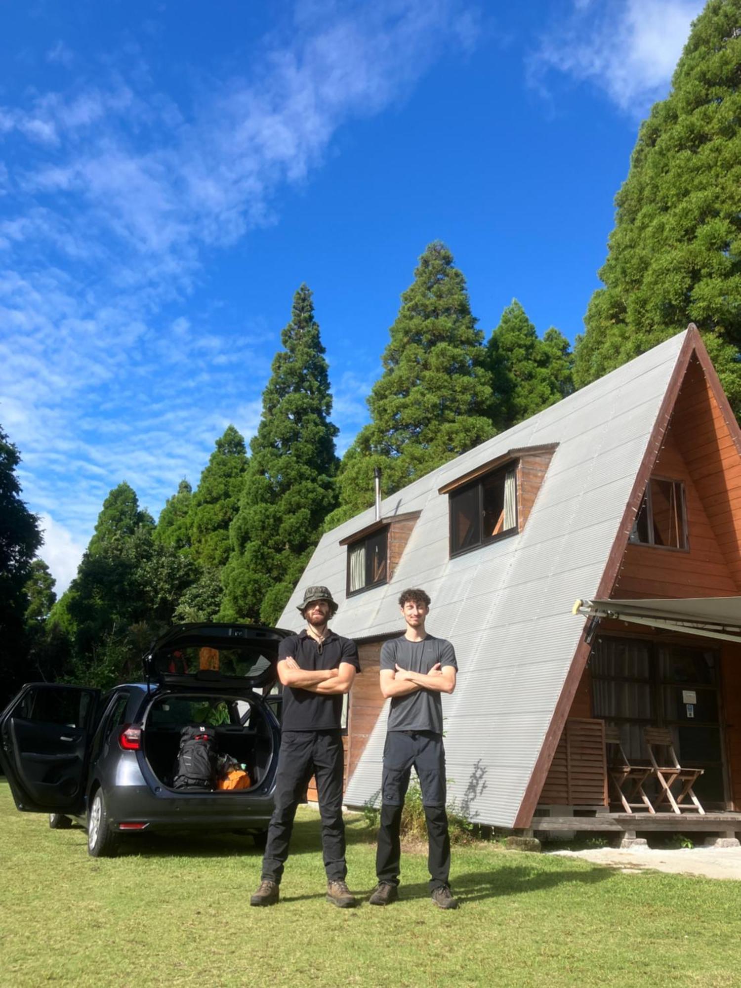 Guesthouse Coco Garage Kirishima Buitenkant foto